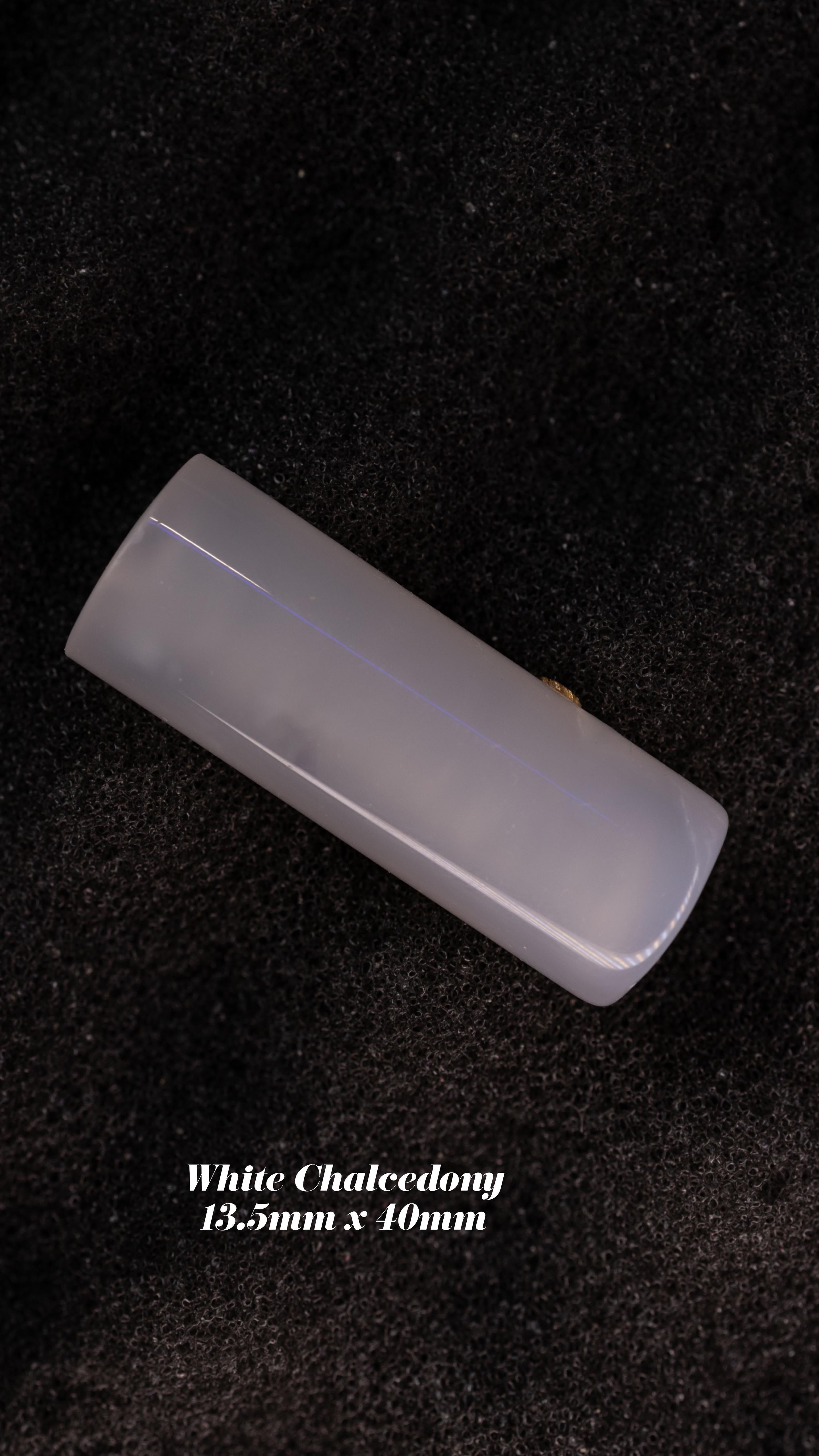 White Chalcedony 13.5mm With Screw For Handle
